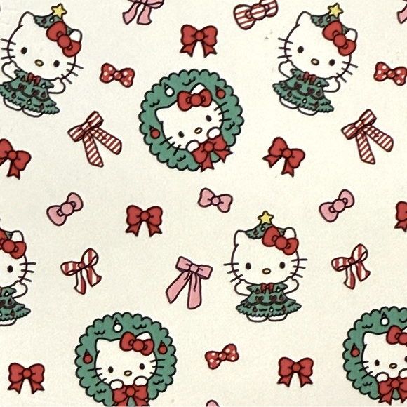 HELLO KITTY ❤️❤️ 2024 Christmas Bkanket - Picture 3 of 3